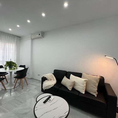 Victoria II & Old Town By Ele Apartments Malaga Bagian luar foto